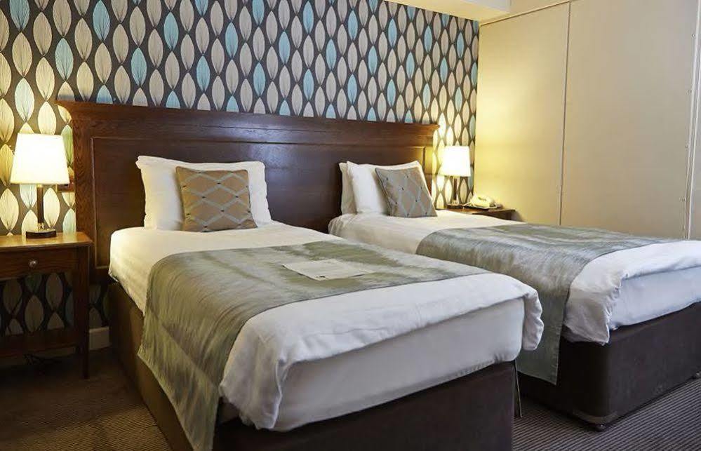 White Hart Hotel By Greene King Inns Брайнтри Екстериор снимка