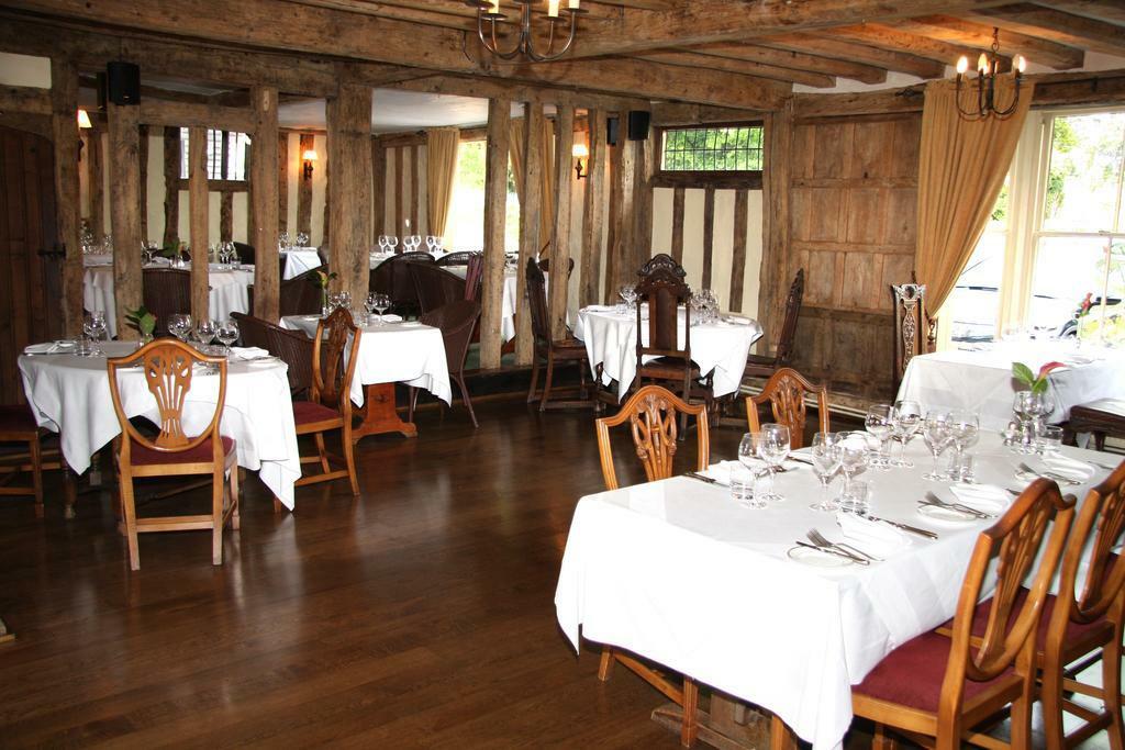 White Hart Hotel By Greene King Inns Брайнтри Екстериор снимка